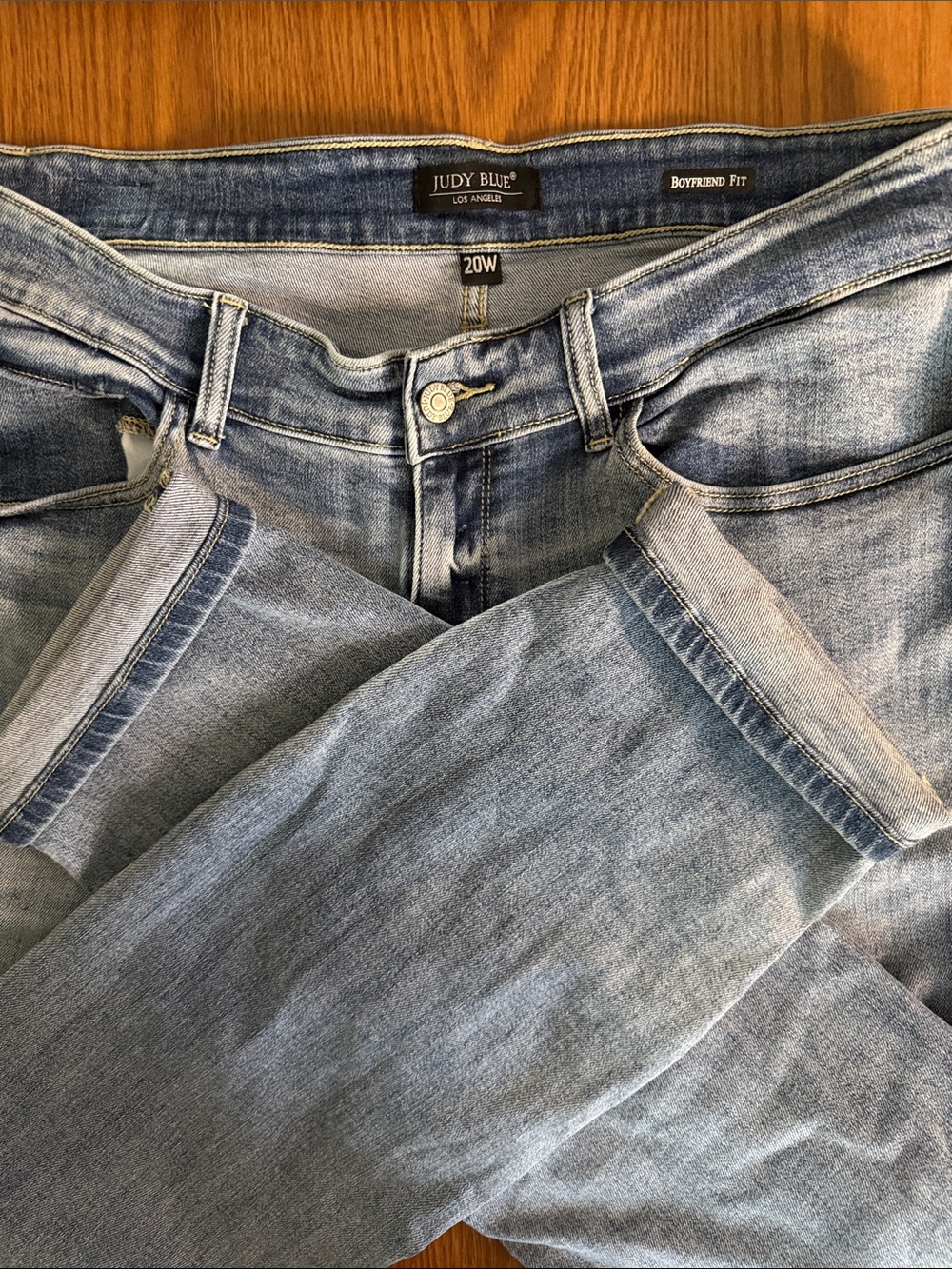 Judy Blue Boyfriend Fit Stretch Jeans Light Wash Size 20W EUC